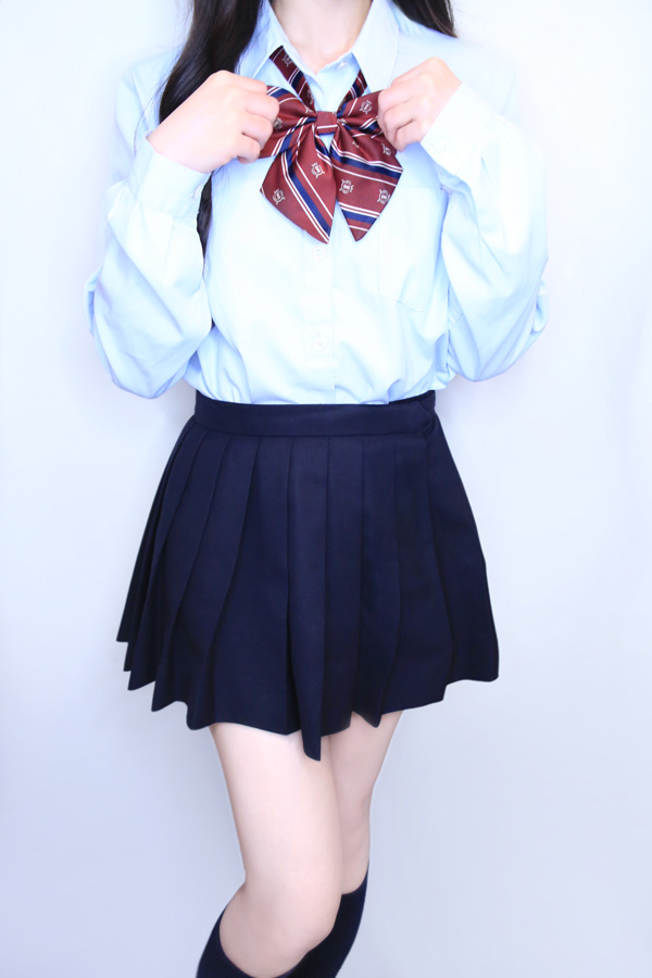 ろな写真とプロフィールへ
