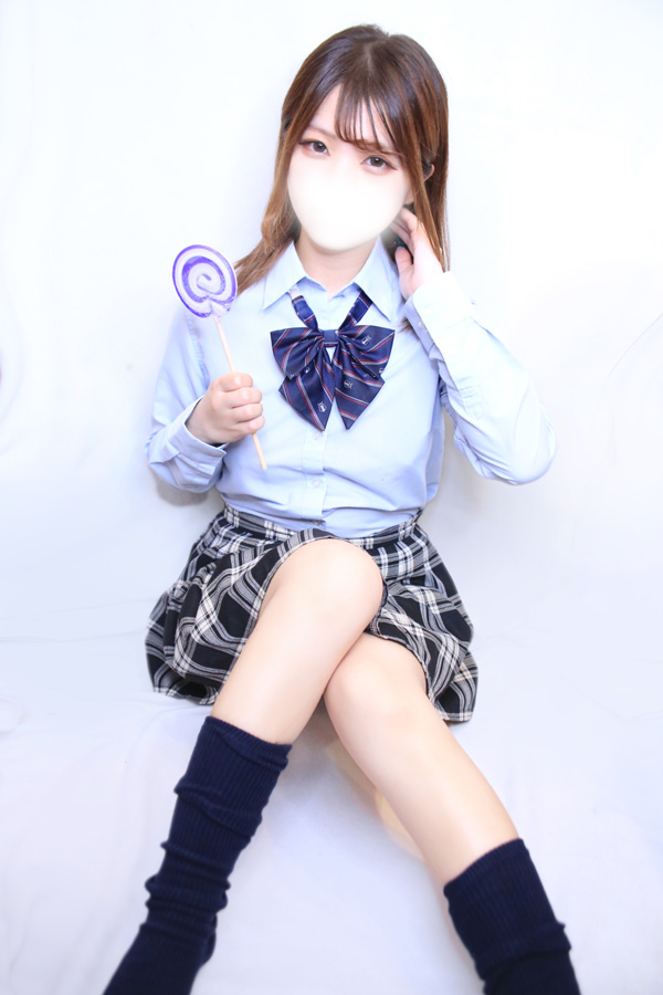 みい